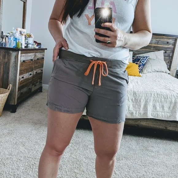 🆕🌿SUNDANCE DYLAN SHORTS🌿 - Picture 9 of 9